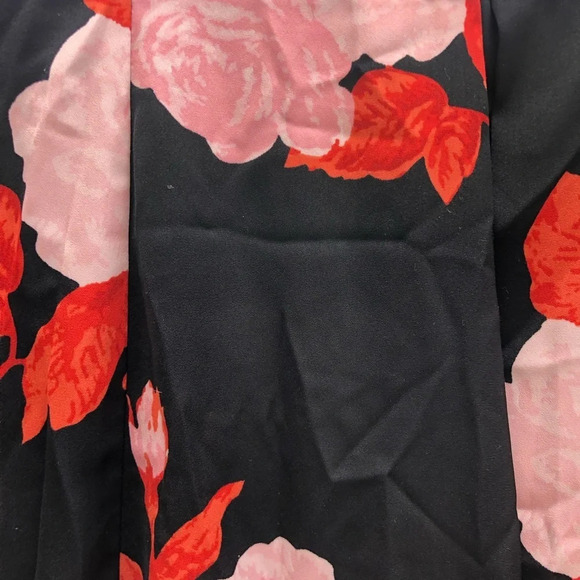 WHO WHAT WEAR FLORAL MIDI SKIRT - Picture 4 of 5